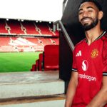 httpsassets.manutd.comAssetPickerimages0022741460870Cunha_signingarticle1749646386654_large.jpg