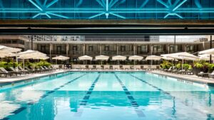httpscache.marriott.comisimagemarriotts7prodsi-yyztc-yyztc-pool-indoor-outdoor-71238Wide-Horwid1336fitconstrain
