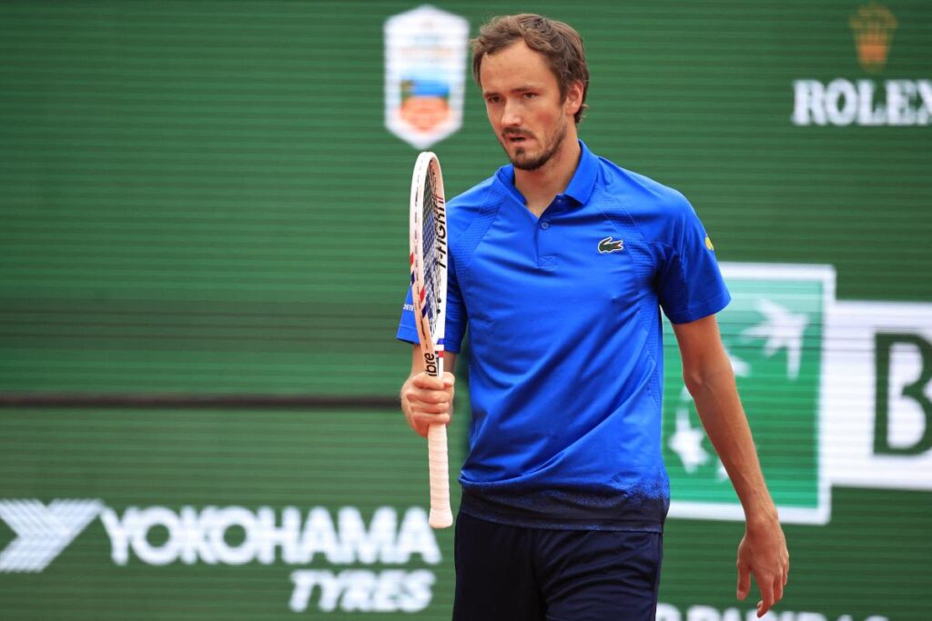 httpscdn.tennistemple.comimagesuploadbankNDFQ.jpg