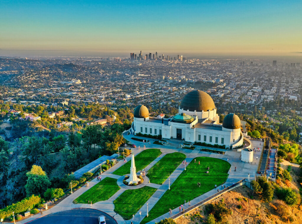 httpsgriffithobservatory.orgwp-contentuploads202103cameron-venti-c5GkEd-j5vI-unsplash_noCautionTape-1600x1186.jpg