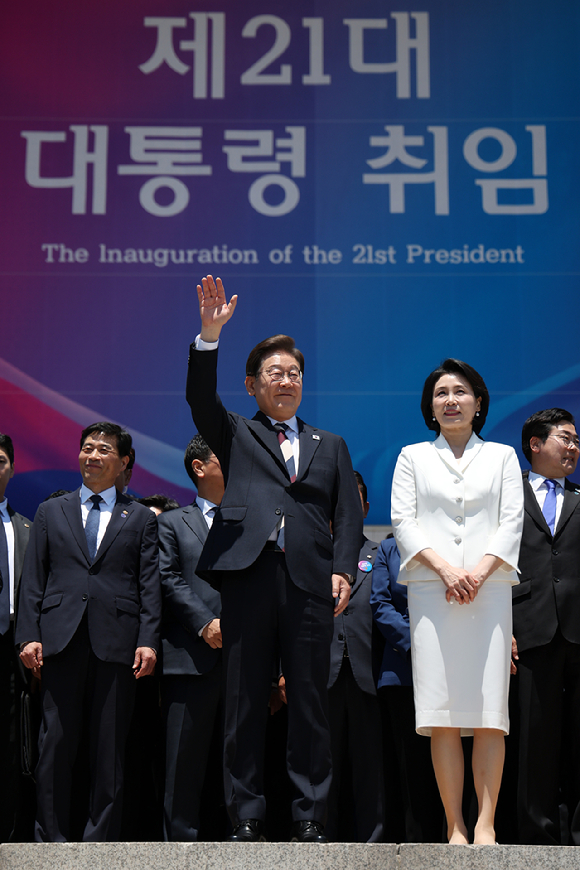 httpsimage.inews24.comv10d54f087e6995e.jpg