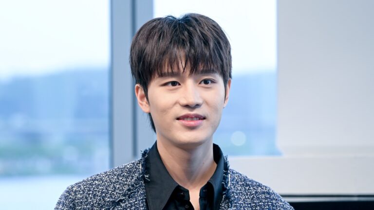[사진]NCT 태일, '다람쥐 같네'