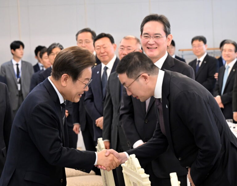 httpsimg.hankyung.comphoto202506AB.40808494.1.jpg