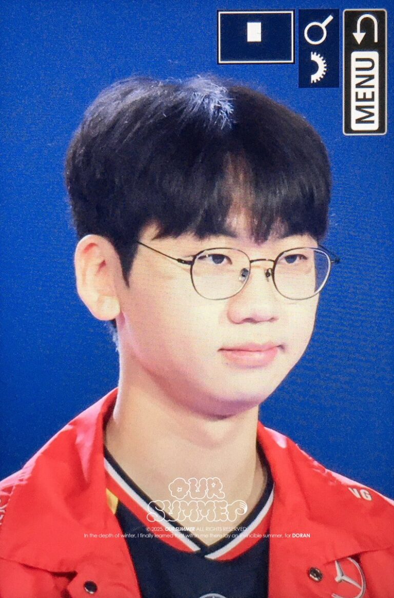 httpspbs.twimg_.commediaGtYkYkLbMAA7QaH.jpg