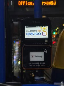 httpspbs.twimg_.commediaGtewIOgagAAk4fZ.jpg