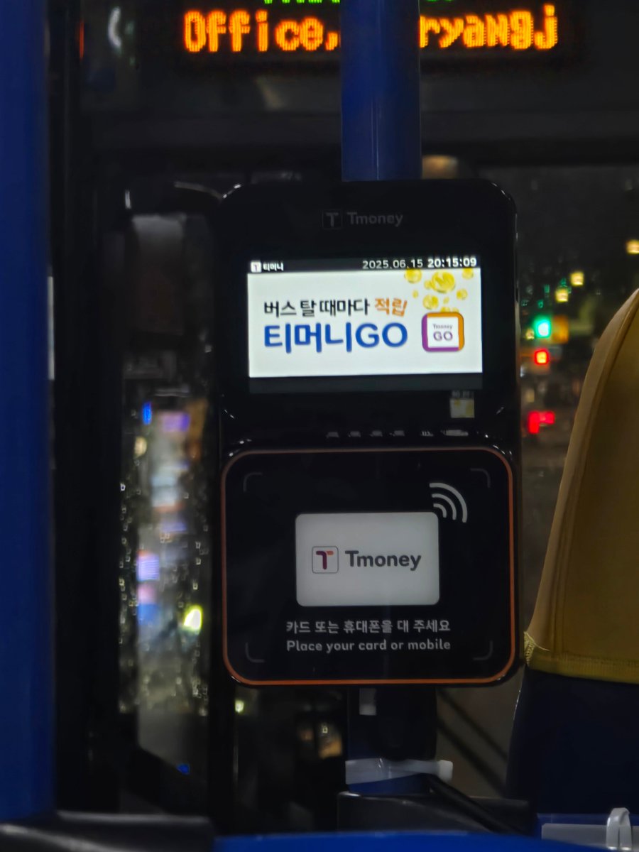 httpspbs.twimg_.commediaGtewIOgagAAk4fZ.jpg