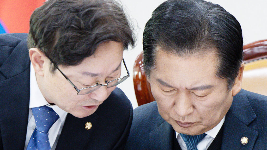 논의하는 정청래 위원장·박범계