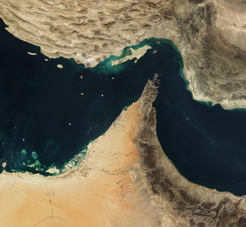 httpsupload.wikimedia.orgwikipediacommonsccfStraC39Fe_von_Hormuz.jpg