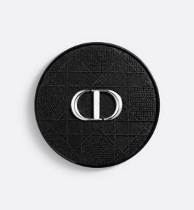 httpswww.dior_.comondemandware.static-Sites-master_diordefaultdwe853bfccY0997130Y0997130_C099700228_E01_GHC.jpg