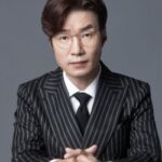 httpwww.hallyunews.netdatafilehan_photothumb-833605540_5SbIVeO2_202505291117111748485031754_250x335.jpg