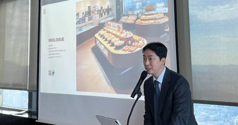 20251222081407144yoyb