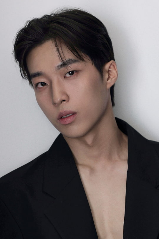 20251226181135_2273732_1000_1499