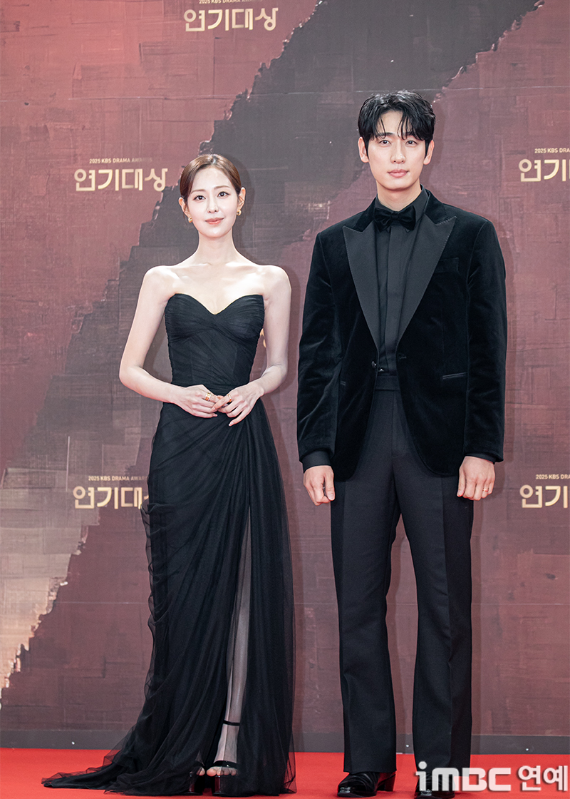 2d3ef432-a77b-4bb9-a9b7-6bd941a415a9