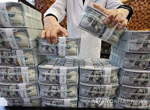 4389342_275762_432_v150