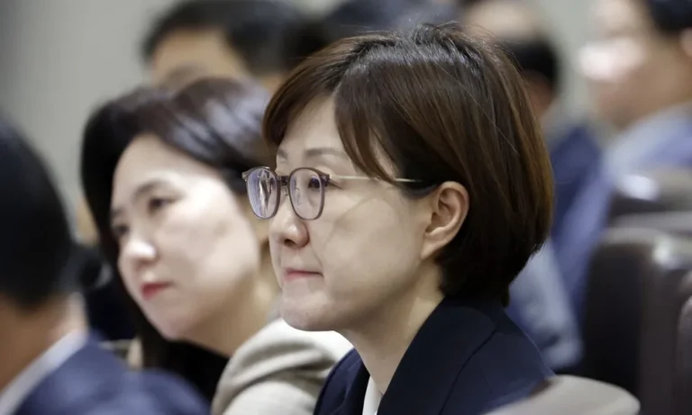 53_17648949637873_7017648949513838