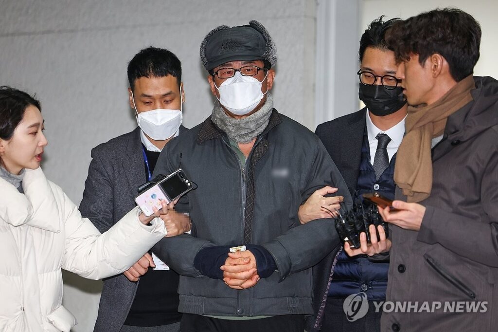 AKR20251208085200004_01_i_P4