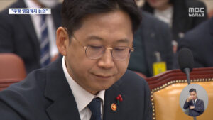 desk_20251217_194758_1_1_Large