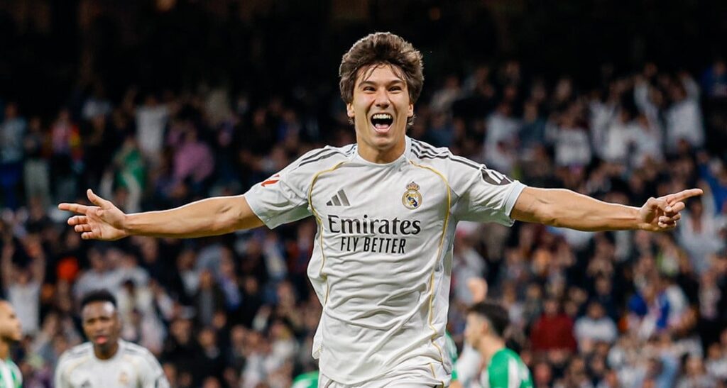 1767547837786_nguoi-thay-mbappe-lap-hat-trick-real-madrid-de-bep-betis-46