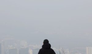 뿌연 서울 하늘