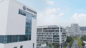 55b69401-c7a9-4ee6-81f7-e50844b38fd1