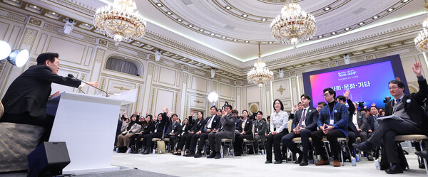 Áú¹® ¹Þ´Â ÀÌÀç¸í ´ëÅë·É