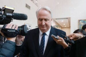 ±¹¹ÎÀÇÈû ÀÎ¿äÇÑ ÀÇ¿ø, ÀÇ¿øÁ÷ »çÅð ¹ßÇ¥