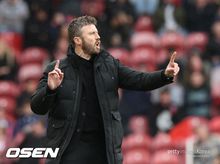 7b6ee0ae-29e6-4c61-b560-d7243555927c