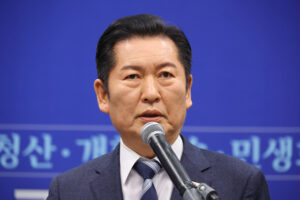 Á¤Ã»·¡ "Á¶±¹Çõ½Å´ç, ¿ì¸®¿Í ÇÕÄ¡ÀÚ" ÇÕ´ç Á¦¾È