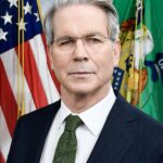 960px-Official_portrait_of_Treasury_Secretary_Scott_Bessent_28borderless29