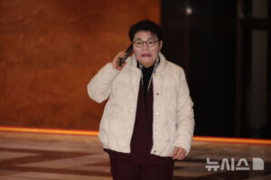 ´©±º°¡¿Í ÅëÈ­ÇÏ´Â ÀÓÀÌÀÚ ±¹È¸ ÀçÁ¤°æÁ¦±âÈ¹À§¿øÀå