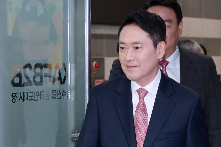 ¹°°¡ Á¡°Ë ÇöÀå °£´ãÈ¸ Âü¼®ÇÏ´Â Àåµ¿Çõ