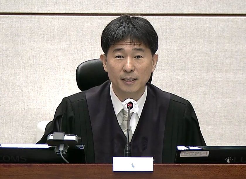 À±¼®¿­ Àü ´ëÅë·É ³»¶õÇøÀÇ ÀçÆÇ ÁøÇàÇÏ´Â Áö±Í¿¬ ÆÇ»ç