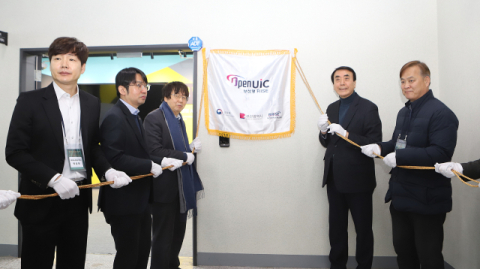 2026021115591438965_m