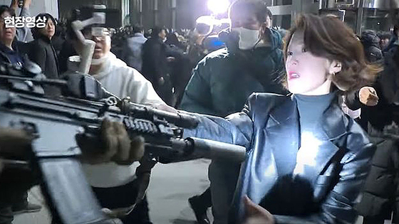 54ac021c-934c-418d-8450-b21d9ef3402a