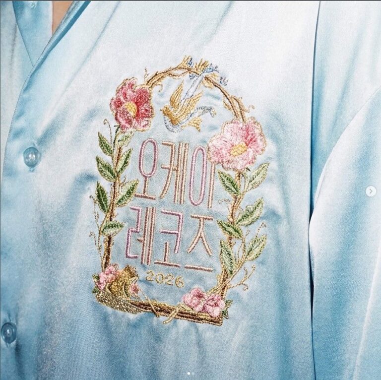 56b7e649-9c0b-4827-b462-7b81cec78d80