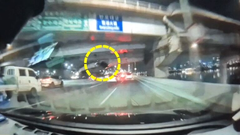 57d9575e-9d42-469b-8286-69313b035dbc