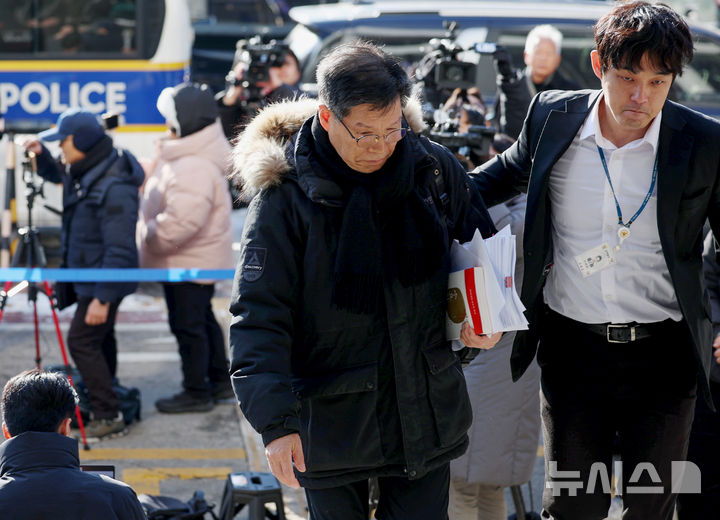 °æÂû Ãâ¼®ÇÏ´Â ±èº´Çå ´ëÇ¥