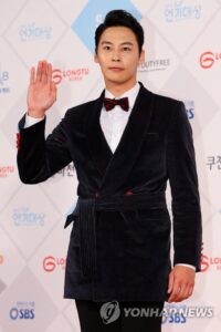 PYH2015123112630001300_P4