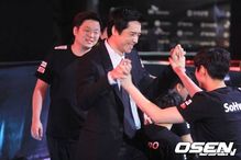 c0dd6e8d-745a-4084-ab18-011809d3f41d