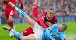 kenh-va-link-xem-truc-tiep-liverpool-dau-man-city-1770544127583614015935-0-0-563-901-crop-1770544240838642695715