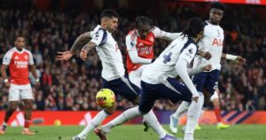 tottenham-vs-arsenal-17717547201971404912905-54-0-554-955-crop-1771754724312293984357