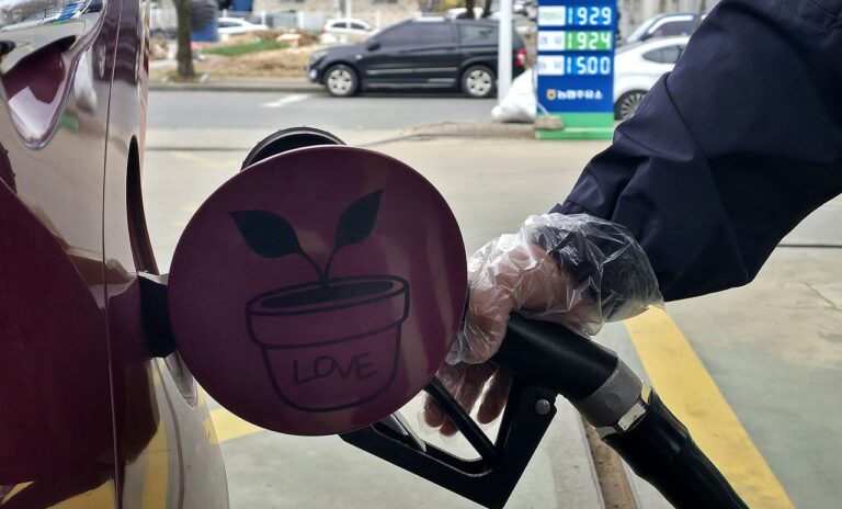 ÈÖ¹ßÀ¯*°æÀ¯°ª ¸®ÅÍ´ç 2000¿ø À°¹Ú