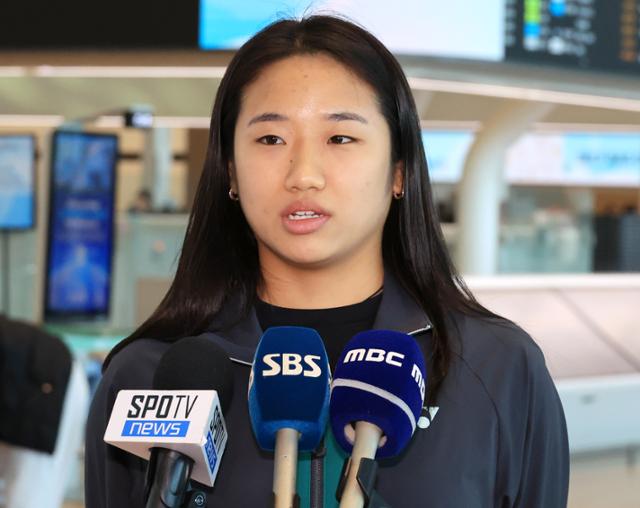 04b01ea9-7f40-4fea-a61c-77ecf14cd126