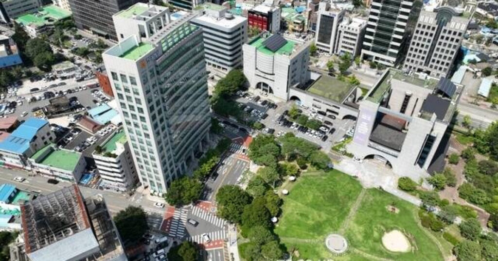 20260309143145899fdau