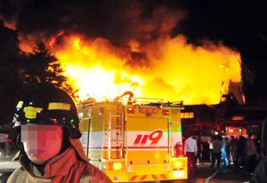 3536732_3686658_1114_v150-1