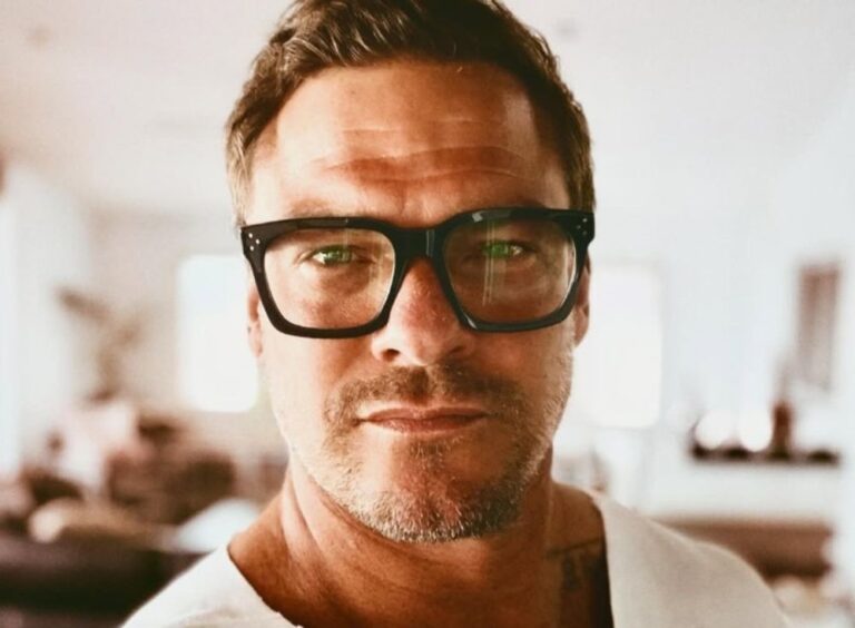 6cd471bc-b8cc-4fbc-b0f3-633edf635fba