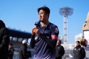 979212_990426_4049_v150