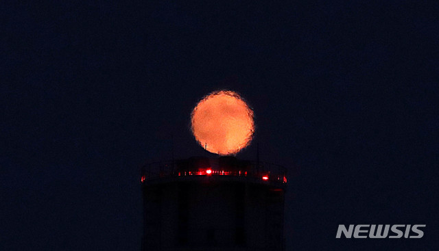 '·¹µå¹®' ¾ÆÁ÷Àº ¾Æ´Ï¿¹¿ä!, ±â´ëµÇ´Â 28ÀÏ »õº® '°³±â¿ù½Ä'