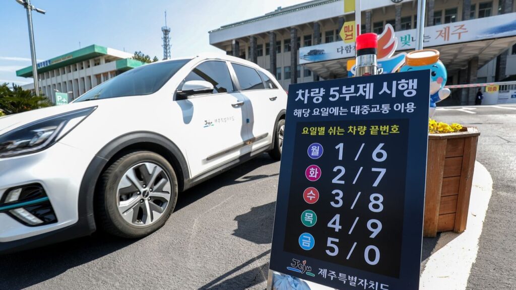 b04393bc-0395-49a8-af8f-f2bf020bb386