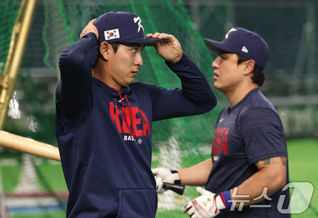 훈련 임하는 이정후·박동원